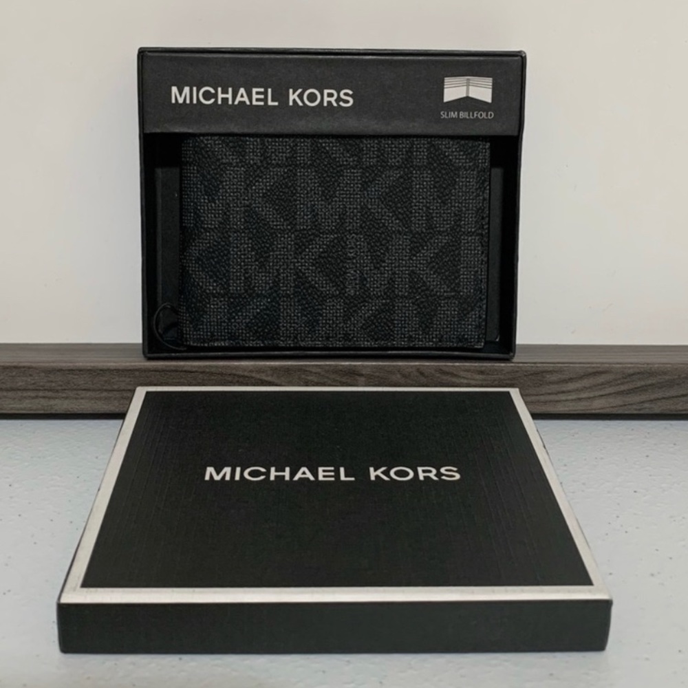 Michael Kors men’s wallet- Black